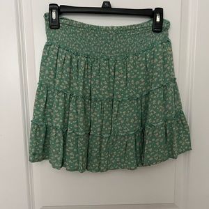 american eagle green white flower skirt size Small